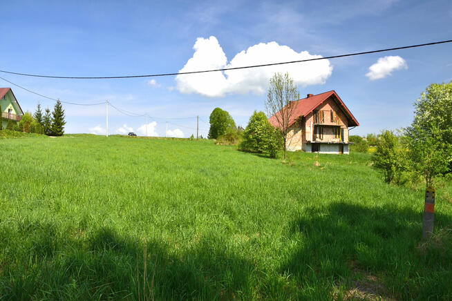 Sprzedam dom w górach, z dużą widokową działką.