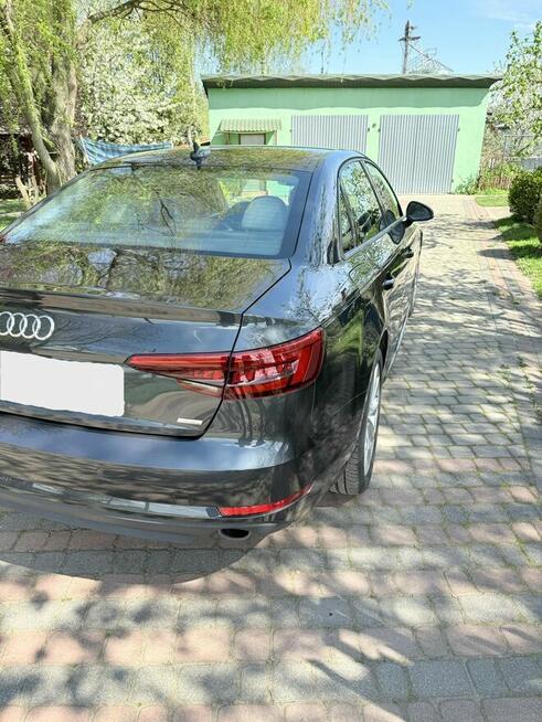 Audi A4B9 2018r 2.0T S-line ultra