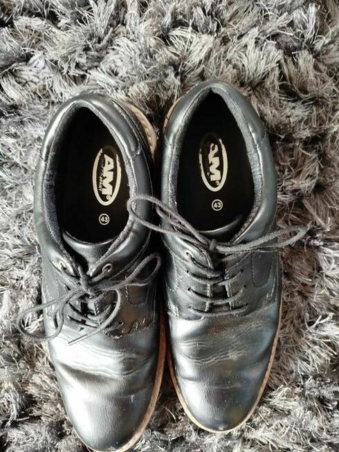 Czarne buty AM Shoe Company eleganckie / garniturowe