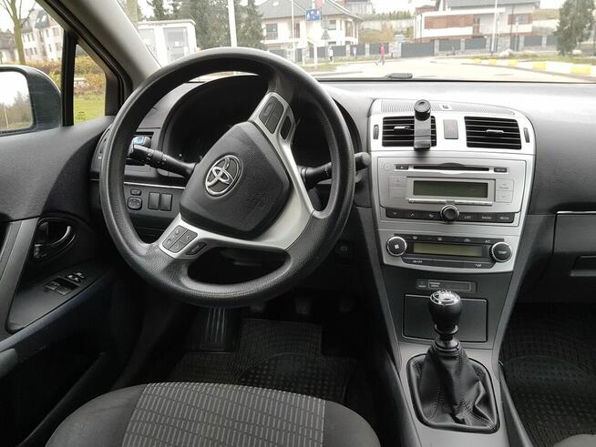 Polski Salon Toyota Avensis LIFT 1.6 Benzyna Stan Bdb