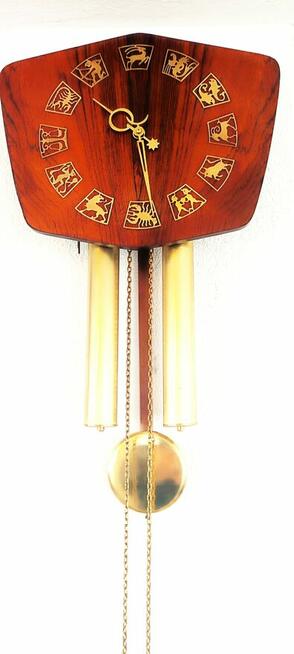 Zegar wiszacy łańcuchowy zodiaki na tarczy piękny Niemiecki