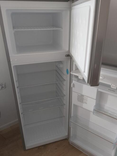 Sprzedam lodówkę Amica