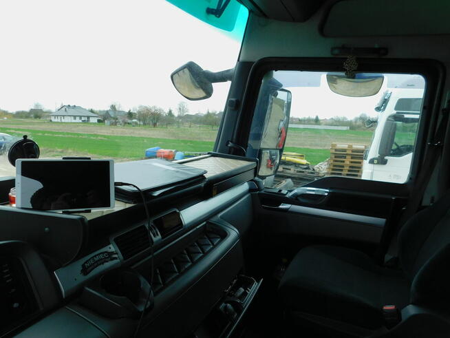 Syndyk sprzeda - ciągnik samochodowy MAN TGX 14.880, 2015r.