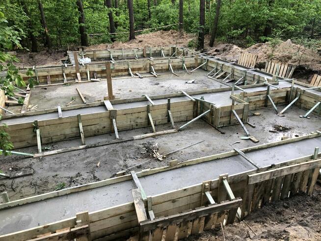 Rozpoczęta budowa domku letniskowego w Sławie | 100 m od jez