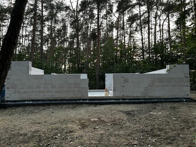 Rozpoczęta budowa domku letniskowego w Sławie | 100 m od jez