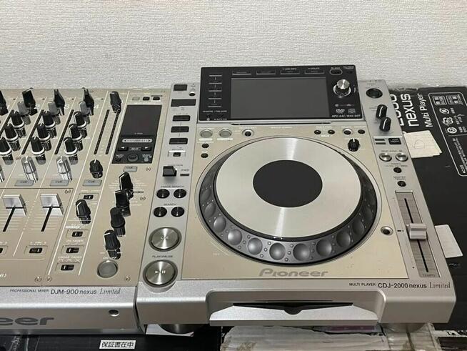 Pioneer DJ CDJ-2000NXS-M Pair i DJM-900NXS-M Limited Model P