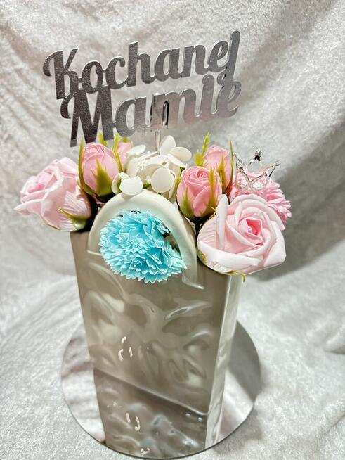 Boxy prezentowe z kwiatów mydlanych