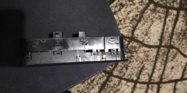 Reno Megan 3 przełącznik