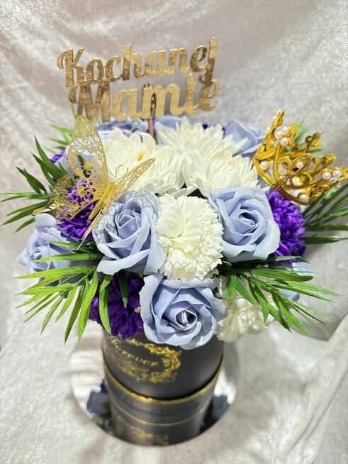 Boxy prezentowe z kwiatów mydlanych