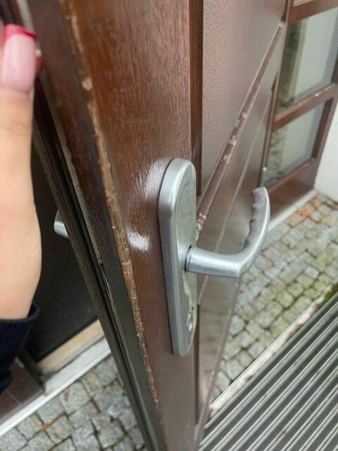 Naprawa drzwi Warszawa