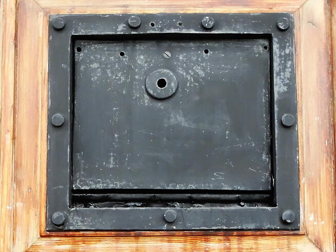 Drzwi od celi więziennej 183x70,5x4 cm