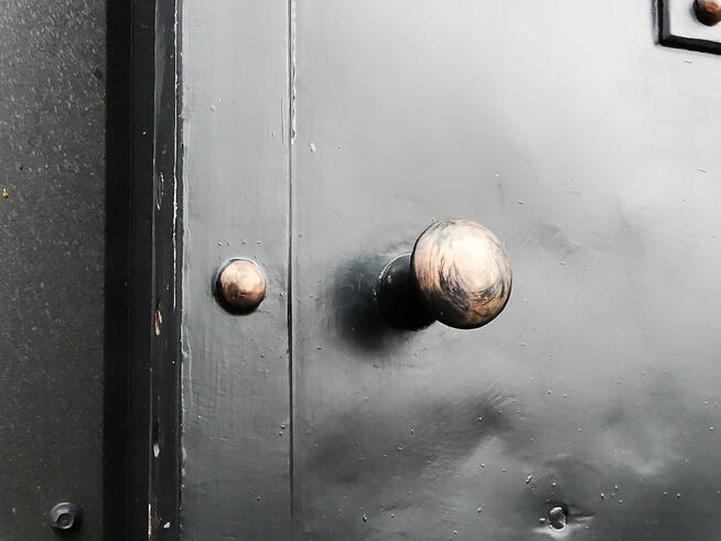 Drzwi od celi więziennej 183x70,5x4 cm