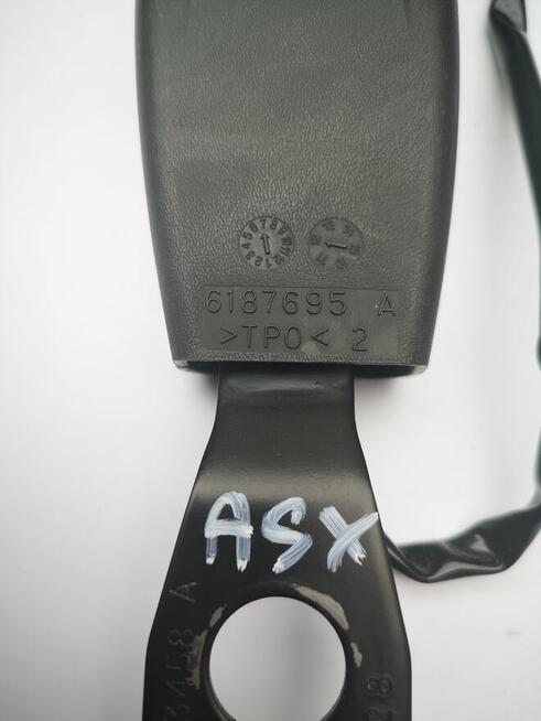 Mitsubishi ASX zapinka wpinka zapięcie pasa prawy przód