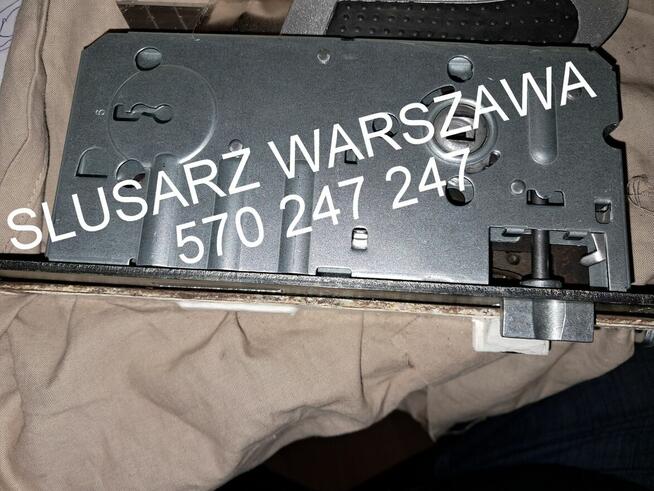 Naprawa drzwi Warszawa