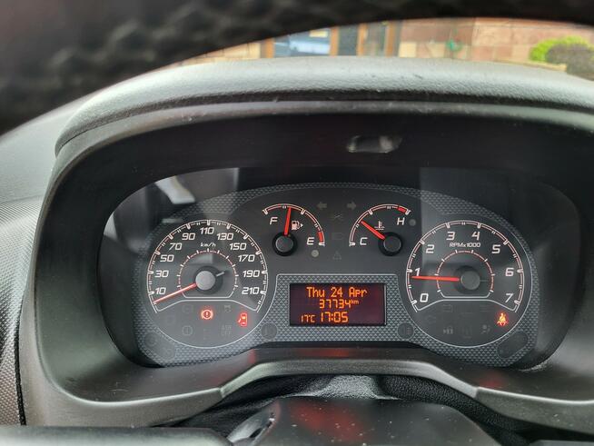 Fiat Fiorino Qubo 5.osbowy 1,4 8V