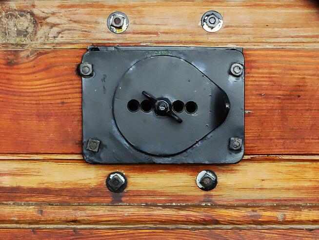 Drzwi od celi więziennej 183x70,5x4 cm