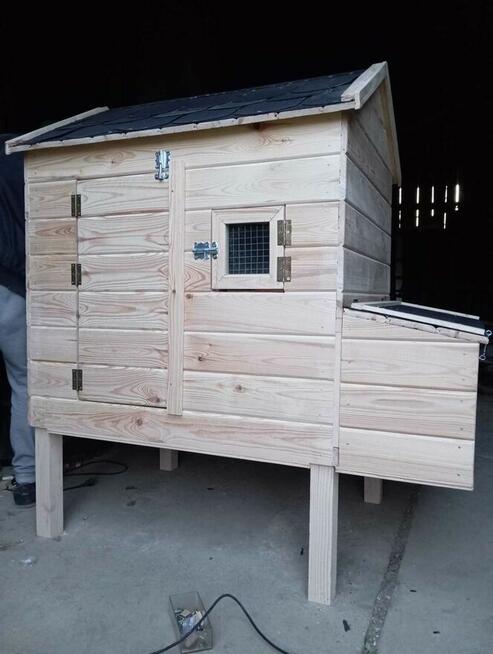 Ocieplany mały kurnik wew.100/80