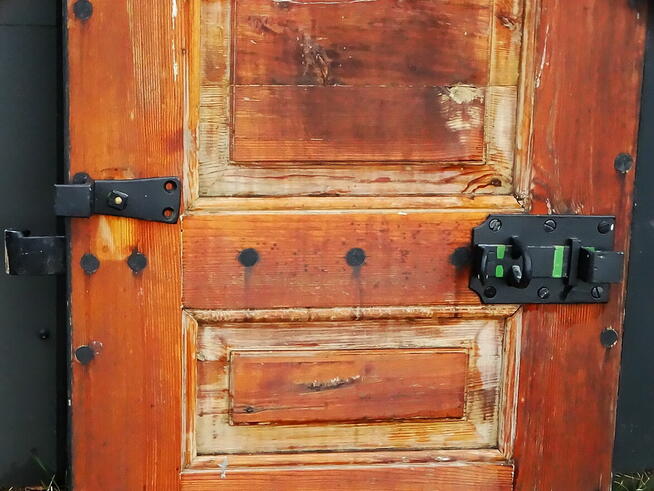 Drzwi od celi więziennej 183x70,5x4 cm