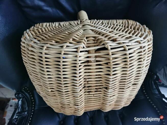 Kosz z uchwytem z wikliny Rattan wiklina