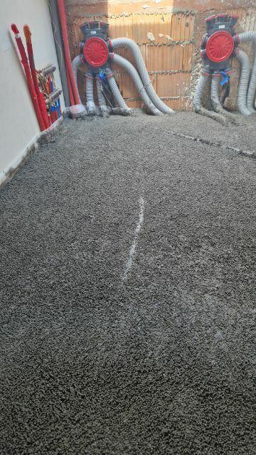 Ciepła wylewka styropianowa granulat styropianowy ARTI