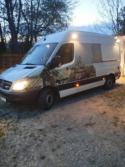 Mercedes sprinter camper
