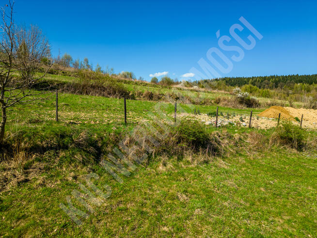 Słoneczna i widokowa działka w Budzowie