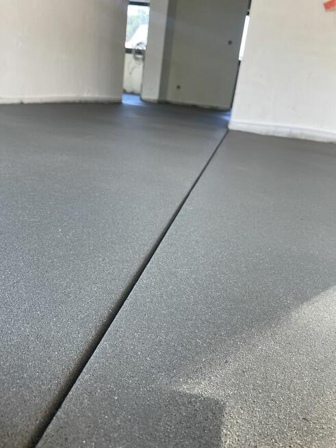 Ciepła wylewka styropianowa granulat styropianowy ARTI