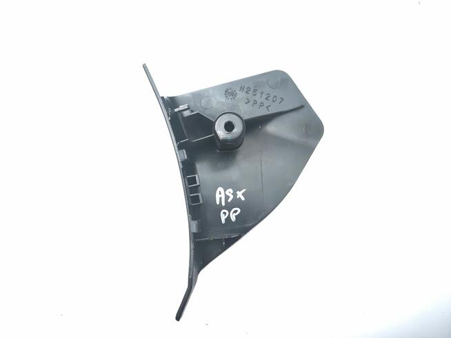 Mitsubishi ASX osłona fotela przedniego lewa strona wew dół