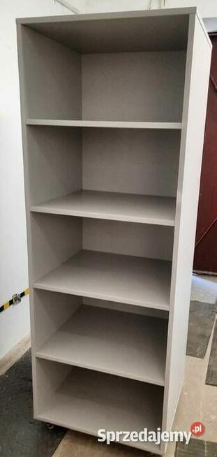 Polecam Stabilny Mobilny Regał na kółkach z Hamulcami