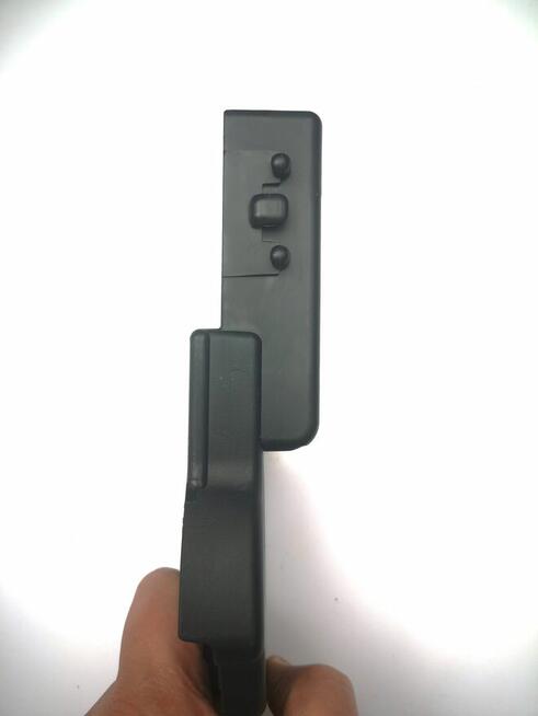 Mitsubishi ASX osłona wewnętrzna fotela przedniego lewa stro