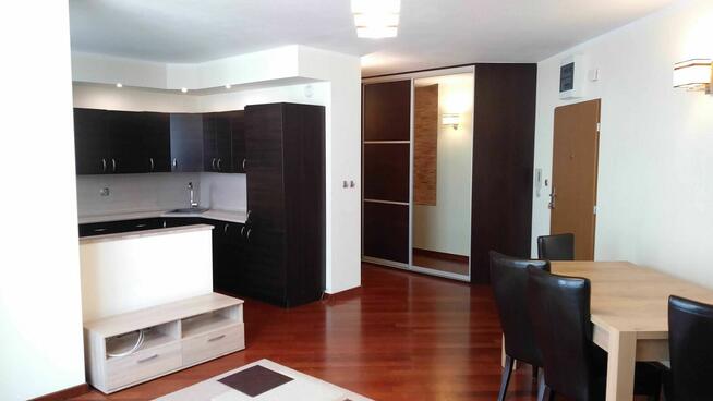 Bezpośrednio 3 pokojowe mieszkanie 75m2 przy METRZE STOKŁOSY