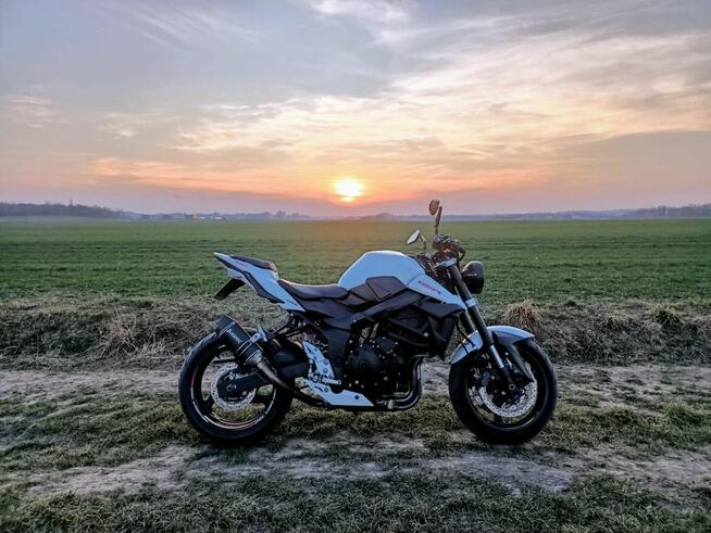 Sprzedam Suzuki GSR 750 z 2011 roku