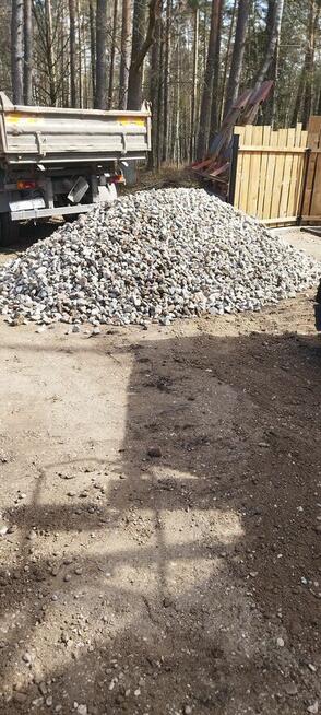 Gruz płyty drogowe, kamień, utwardzenie terenu, niwelacja,