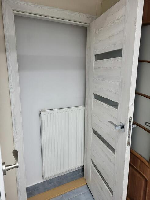 Drzwi wewnętrzne bezprzylgowe komplet z futryną