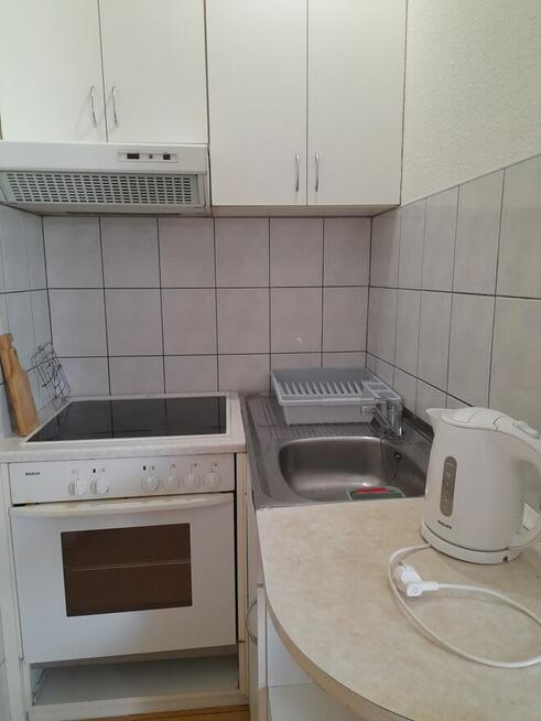 Pokoje do wynajęcia, jednoosobowe, dla kobiet.