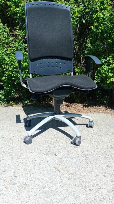 Fotel biurowy obrotowy SITAG REALITY czarny dostępne 100 szt