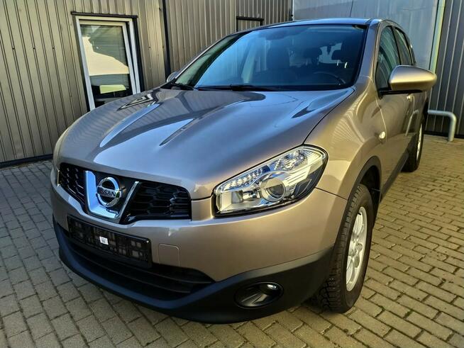 Nissan Qashqai 1.6 Benzyna Hak PDC Klimatronic Grzane Fotele Zarejestrowany