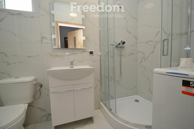 Dom podzielony na mieszkania pod wynajem.