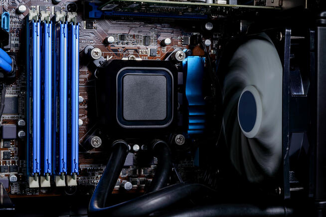 Składanie komputerów na zamówienie | Gotowe zestawy | Dojazd