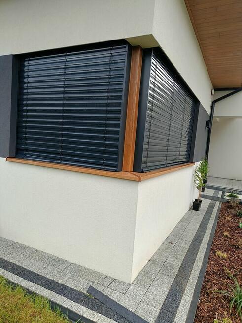 Mycie paneli PV, kostki brukowej, fasad, pielęgnacja