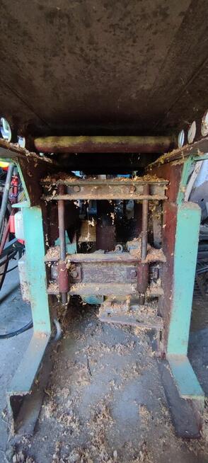 Heblarko-grubościówka strugarko-wyrówniarka