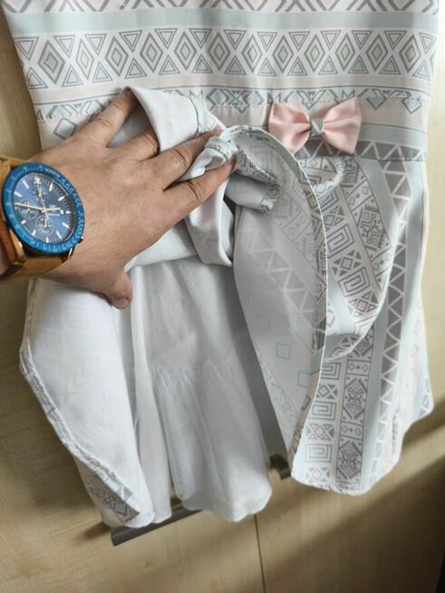 Nowa elegancka sukienka 146 na uroczystości rodzinne