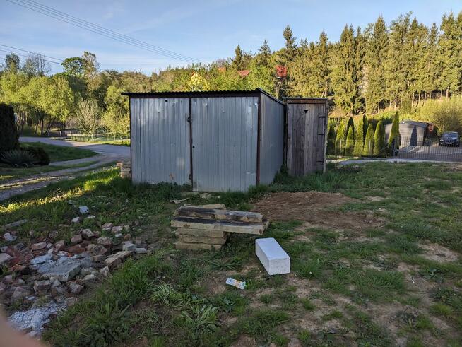 Działka budowlana z garażem i altaną