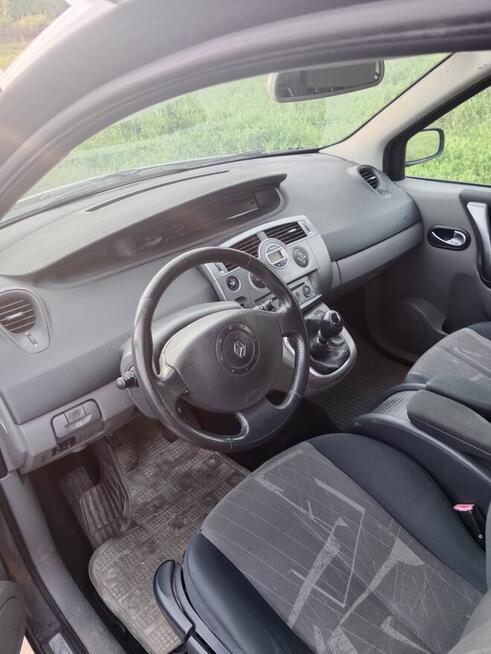 Sprzedam samochód 7 osobowy