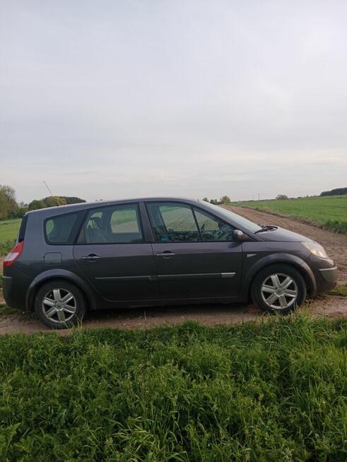 Sprzedam samochód 7 osobowy