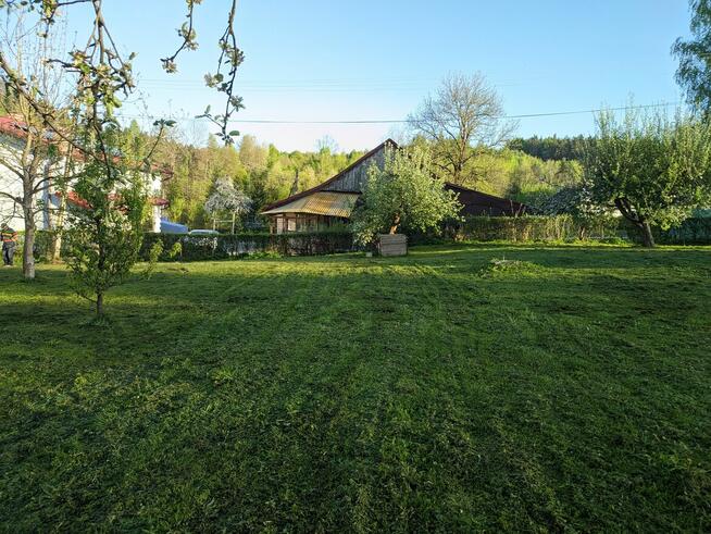 Działka budowlana z garażem i altaną