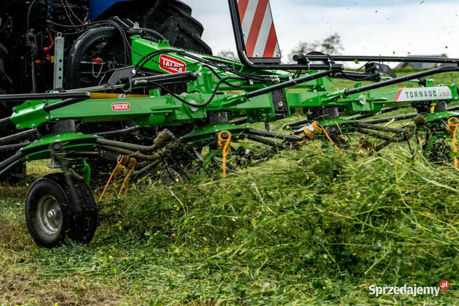 Przetrząsacz TORNADO 5,50 m 550 cm
