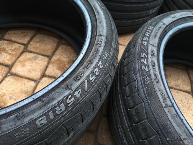 225/45R18 95Y 4Opony DĘBICA Presto UHP2 ExtraLoad RIM 2021r
