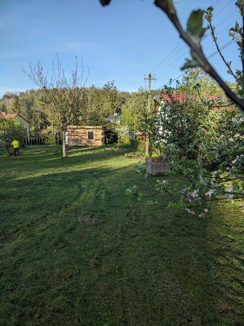 Działka budowlana z garażem i altaną