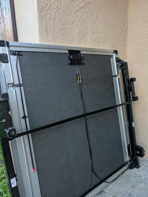 Sprzedam bagażnik wysuwany do Mondeo MK4